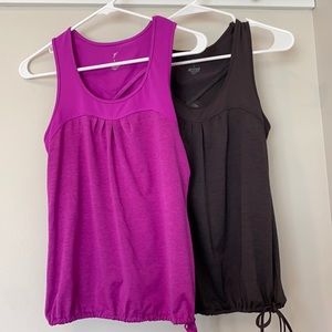 Set of Two Old Navy Active Tanks